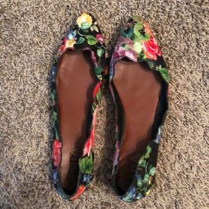 Mia floral flats